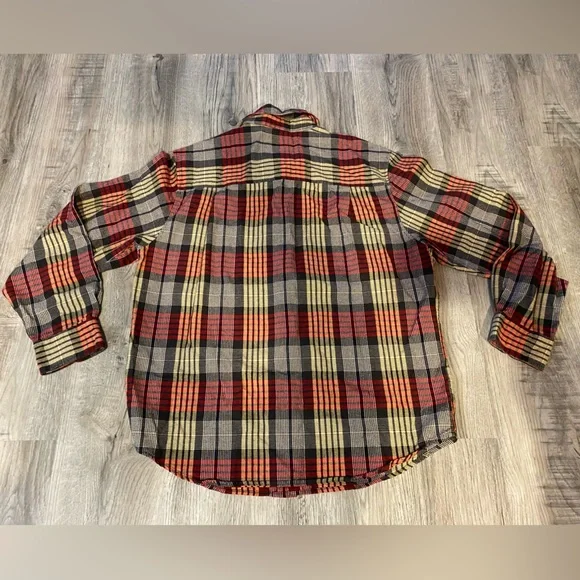 Woolrich Plaid Flannel Cotton Button Down Shirt Men’s Size Medium - Picture 2 of 7